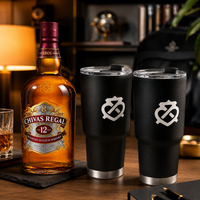 Pack Chivas Regal 12 Años 750 ml con 2 Termos